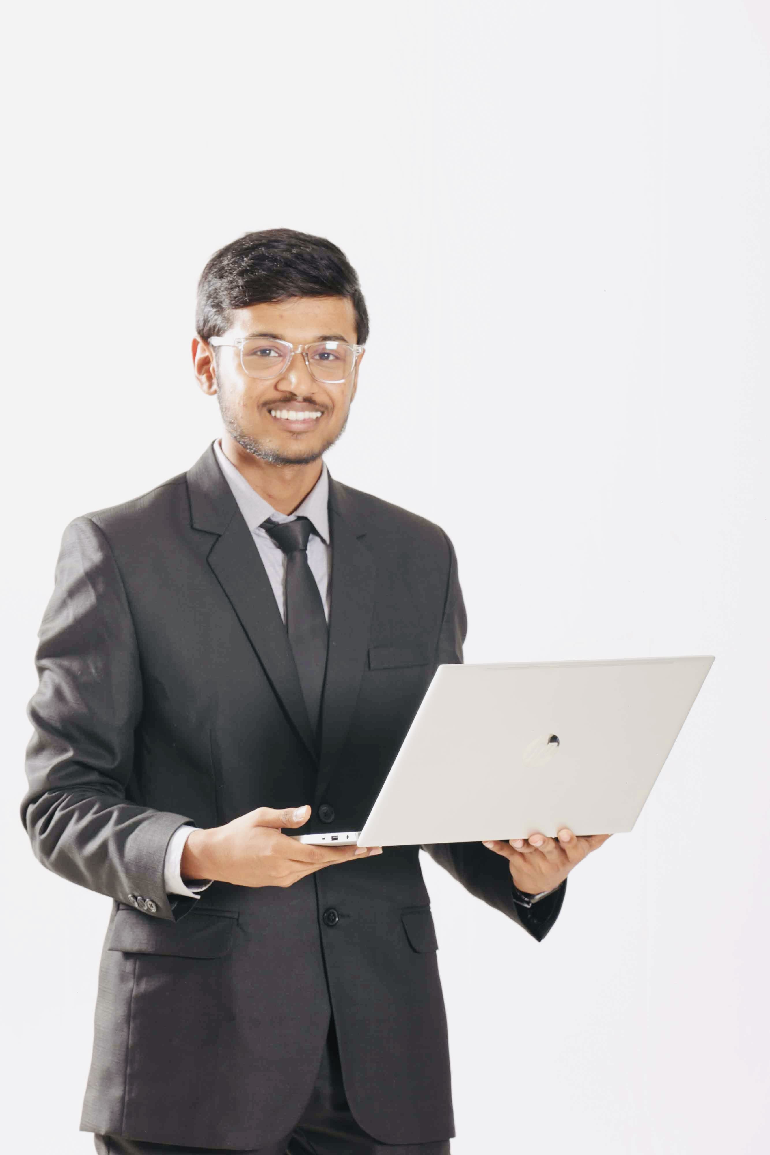 Advisor